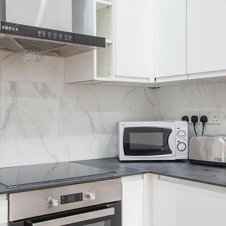 Appartement Comfortable Flat In Hammersmith à Londres Extérieur photo