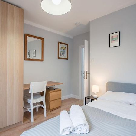 Appartement Comfortable Flat In Hammersmith à Londres Extérieur photo
